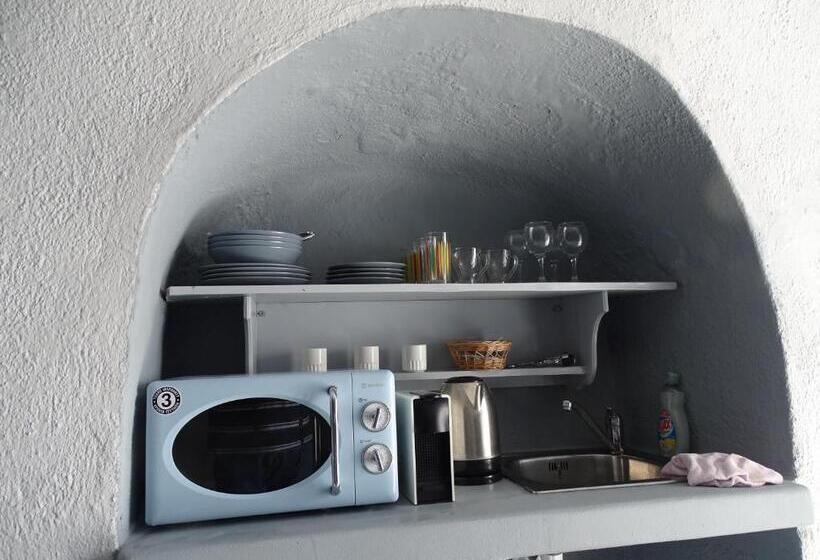 Pension (Hôtel basse catégorie) Noni Studios