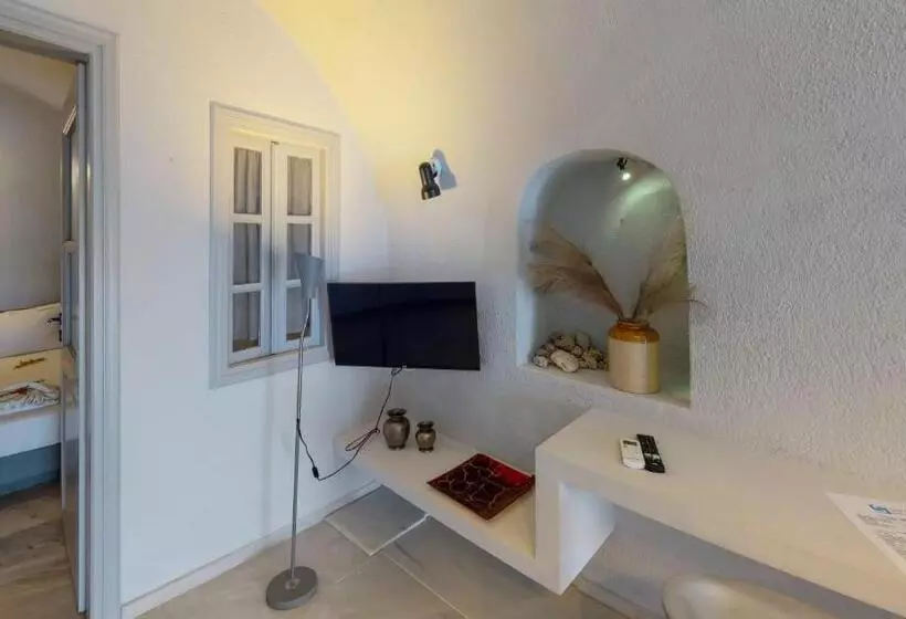 پانسیون Noni Studios