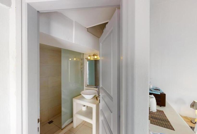 Pension (Hôtel basse catégorie) Noni Studios