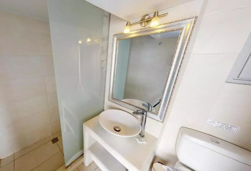 پانسیون Noni Studios