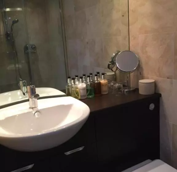 Majatalo Sandpiper House