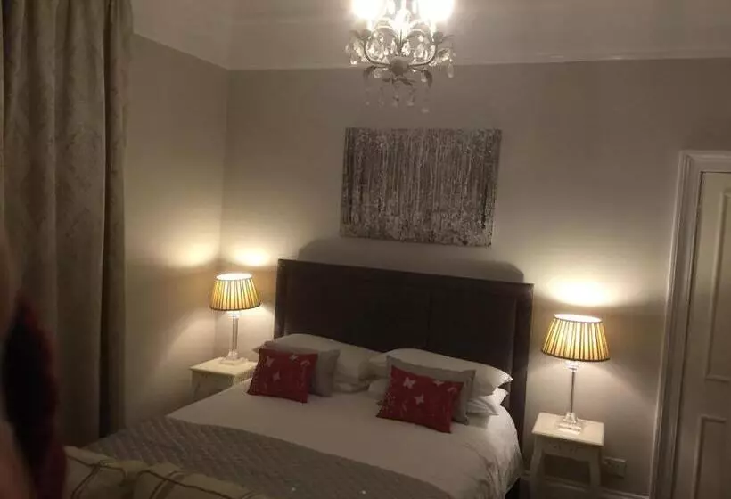 Majatalo Sandpiper House