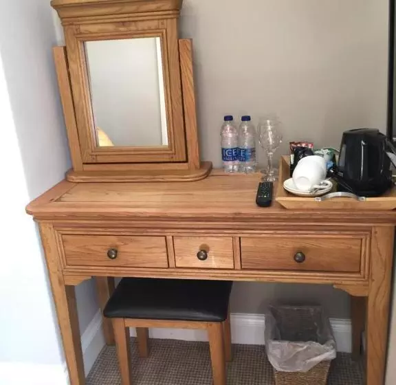 Majatalo Sandpiper House