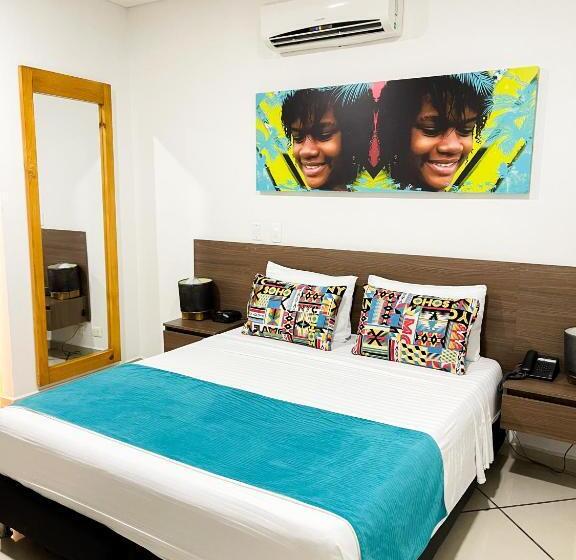 فندق Plaza Manfortt