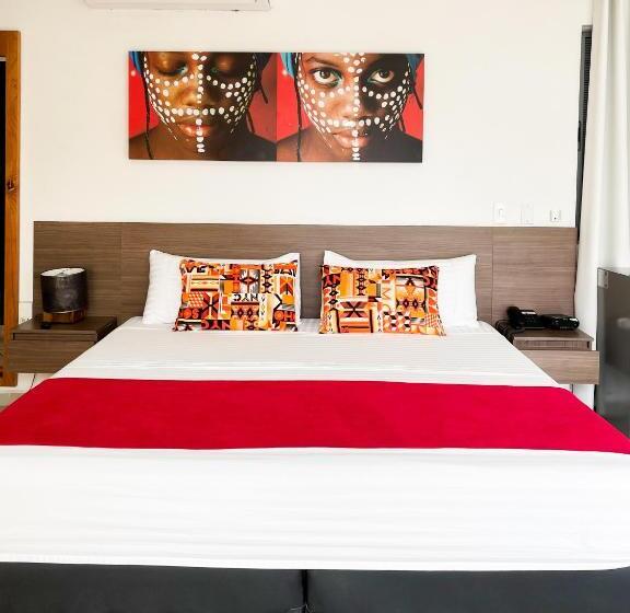 فندق Plaza Manfortt