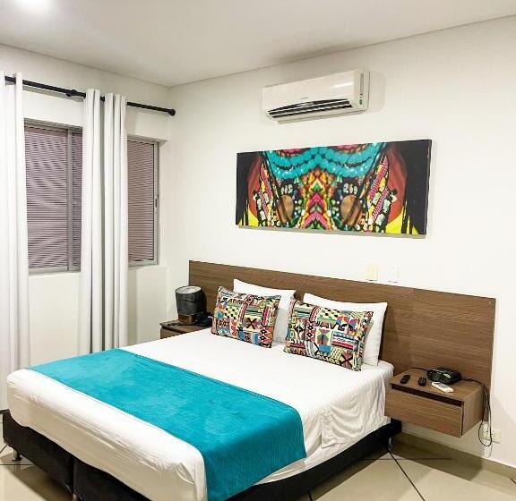 فندق Plaza Manfortt