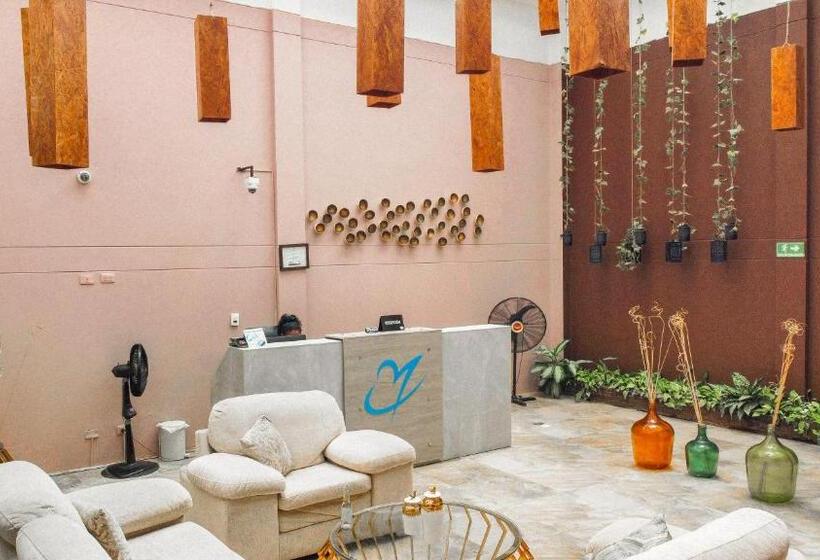 فندق Plaza Manfortt