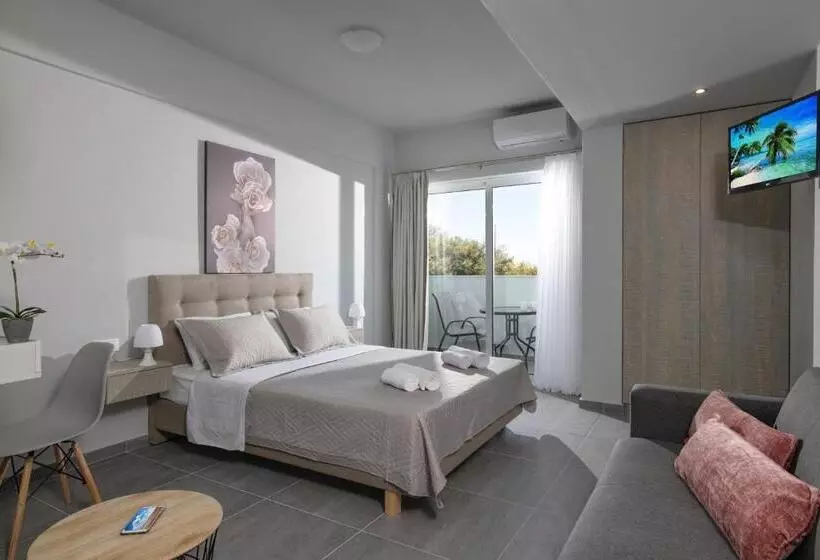 ペンション Golden Sunlight Hotel By Estia