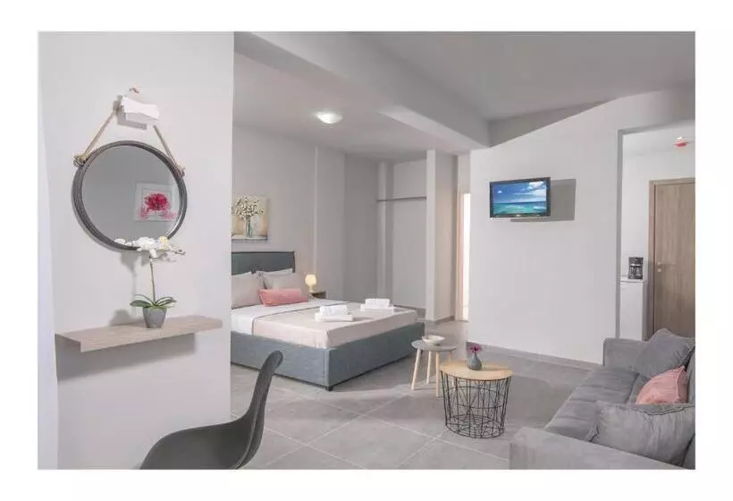 ペンション Golden Sunlight Hotel By Estia