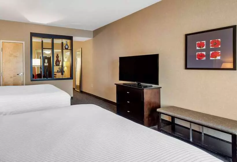 Cambria Hotel Columbus Polaris