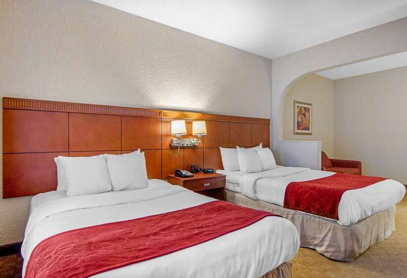 בית מלון כפרי Clarion Suites Duluth I 85