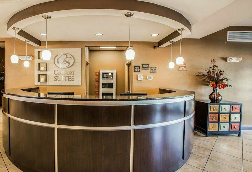 ホテル Comfort Suites At Westgate Mall