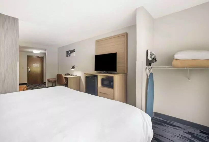 호텔 Comfort Suites At Westgate Mall