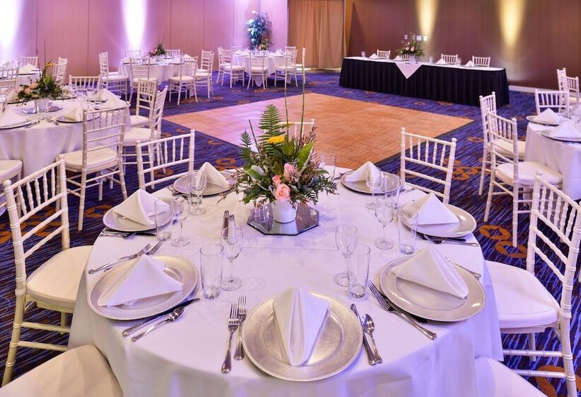 فندق Courtyard By Marriott Boise West/meridian