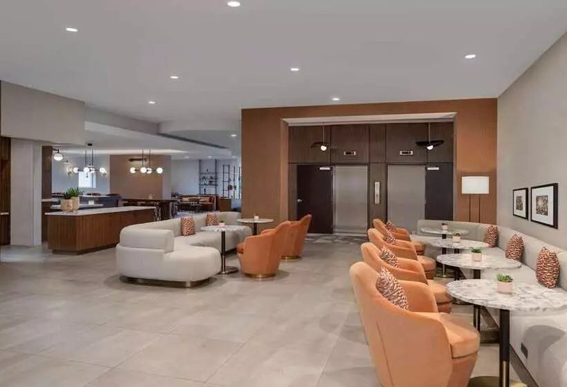 Doubletree By Hilton Las Vegas East Flamingo