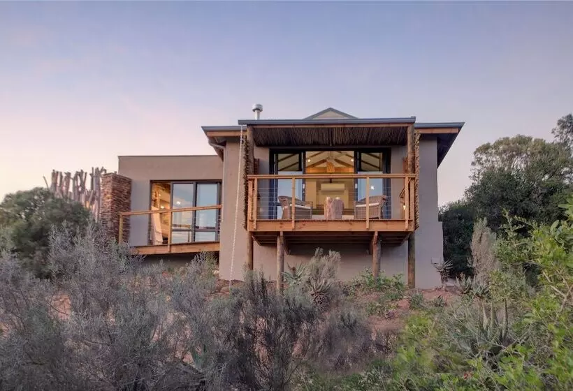 酒店 Garden Route Game Lodge
