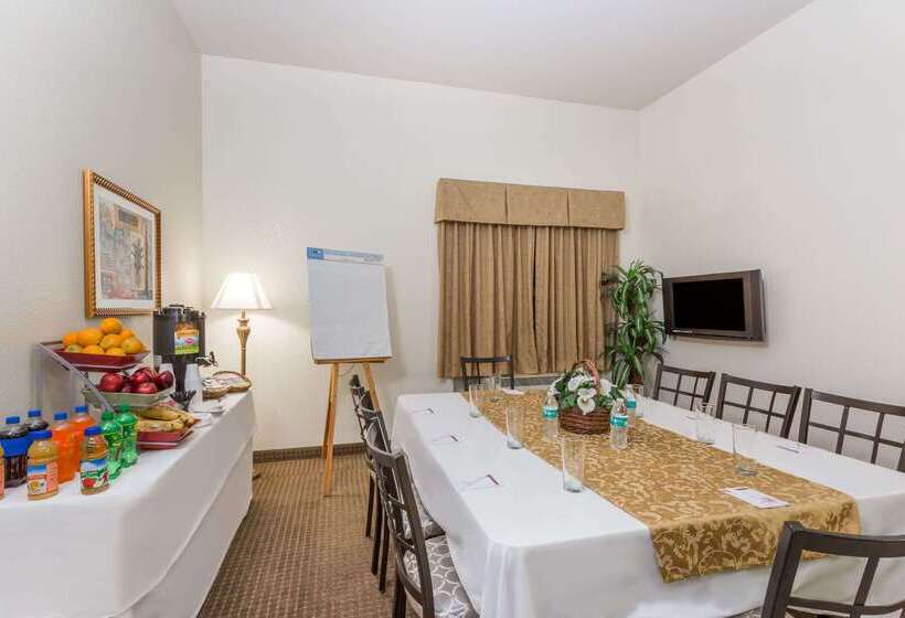 فندق Hawthorn Extended Stay By Wyndham Panama City Beach