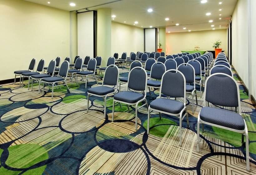 호텔 Holiday Inn Santo Domingo, An Ihg