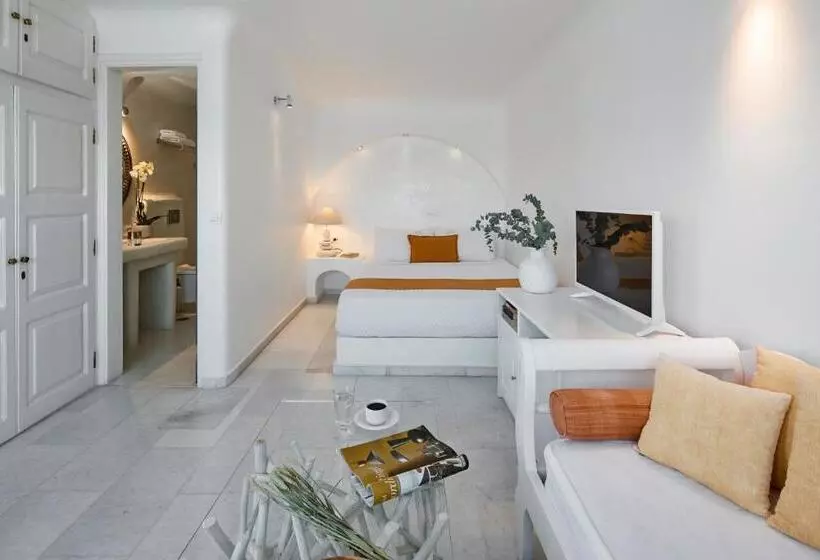 Iliovasilema Hotel & Suites