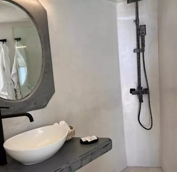 Iliovasilema Hotel & Suites