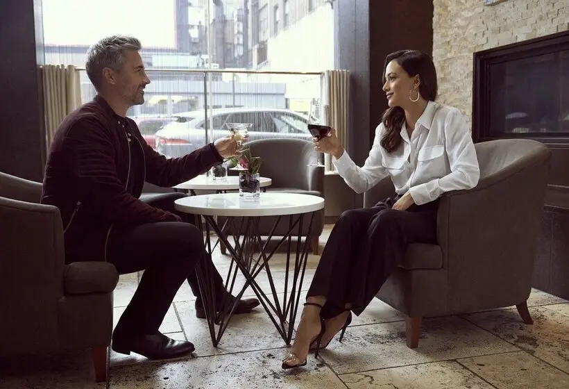 Hotelli Intercontinental New York Times Square, An Ihg