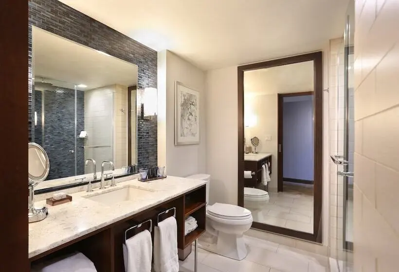 Hotelli Intercontinental New York Times Square, An Ihg