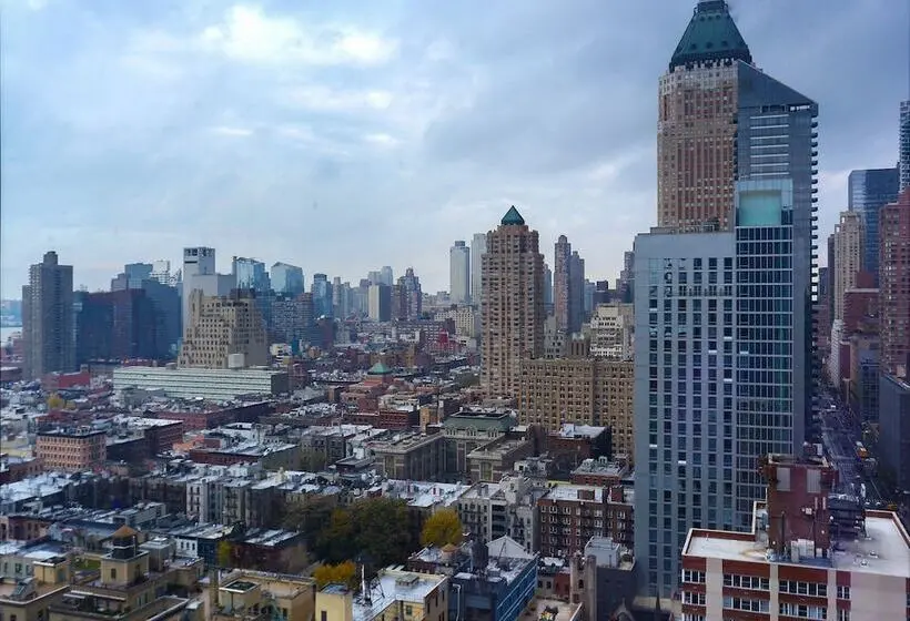 Hotelli Intercontinental New York Times Square, An Ihg