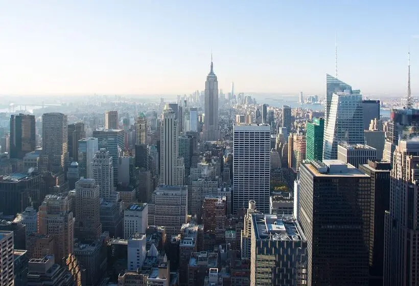 Hotelli Intercontinental New York Times Square, An Ihg