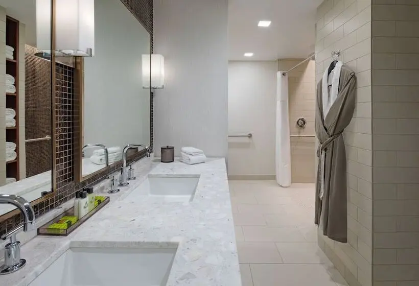 Hotelli Intercontinental New York Times Square, An Ihg