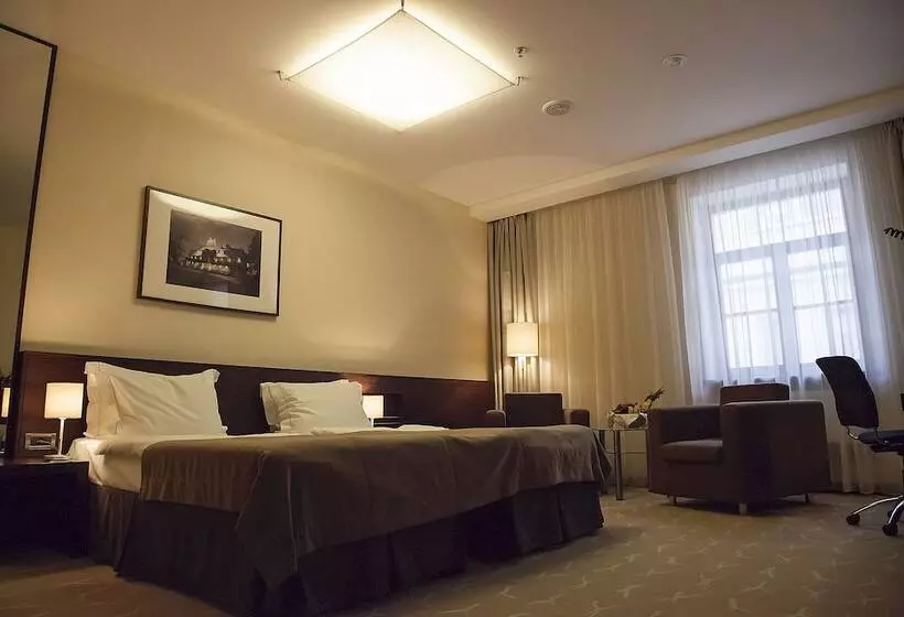 Отель Kadashevskaya