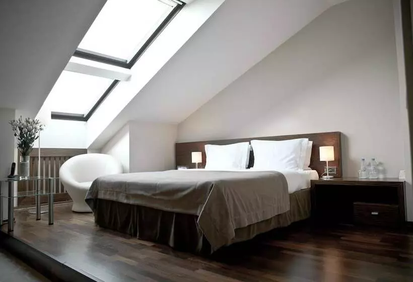 Отель Kadashevskaya