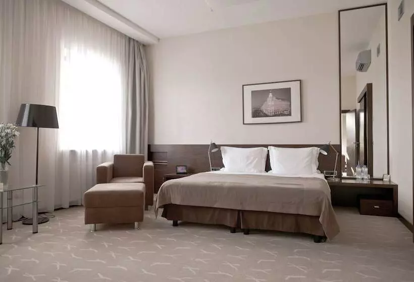 Отель Kadashevskaya