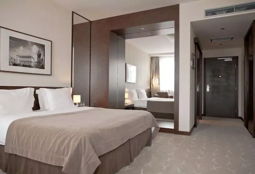 Отель Kadashevskaya