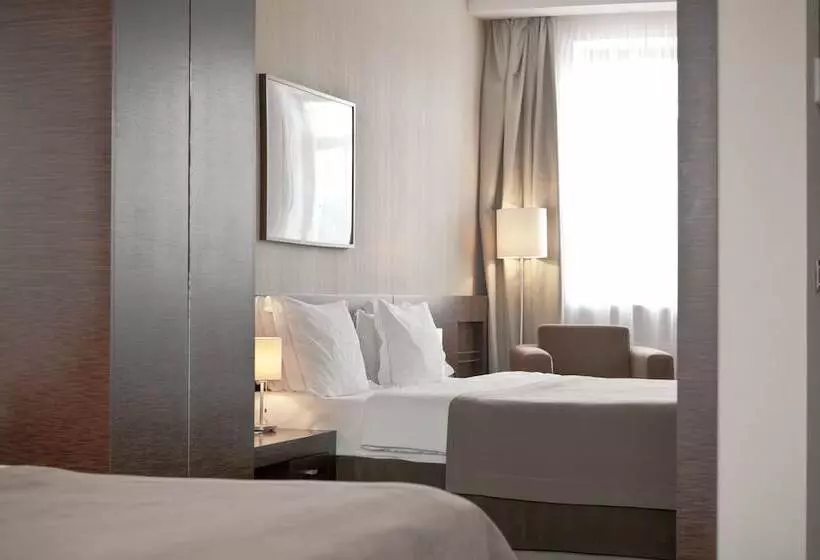 Отель Kadashevskaya