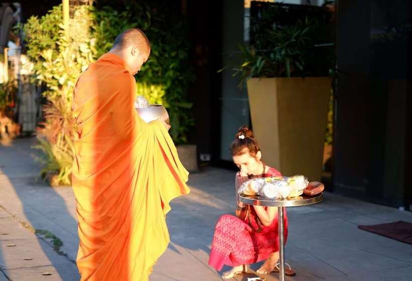 בית מלון כפרי Navinda Chiang Mai Resort