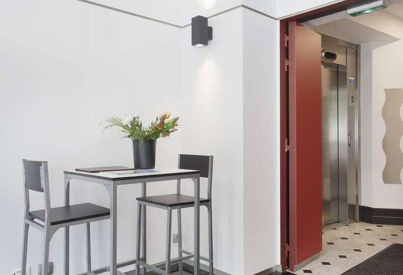 Отель Odalys City Nice Le Palais Rossini