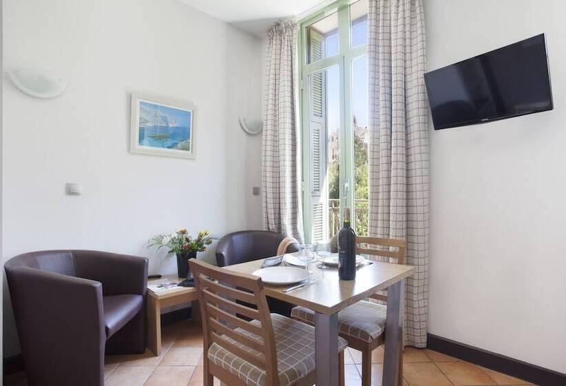 Отель Odalys City Nice Le Palais Rossini