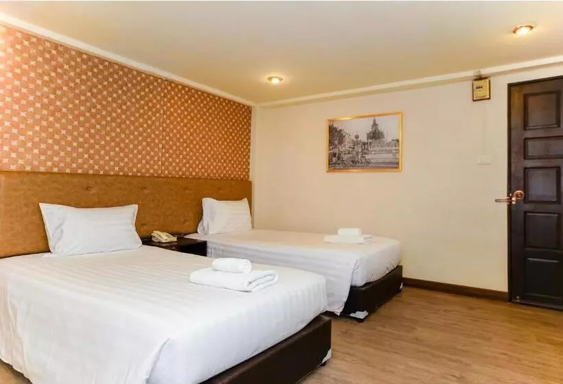 Parasol Inn Chiang Mai Old City Hotel Sha Plus