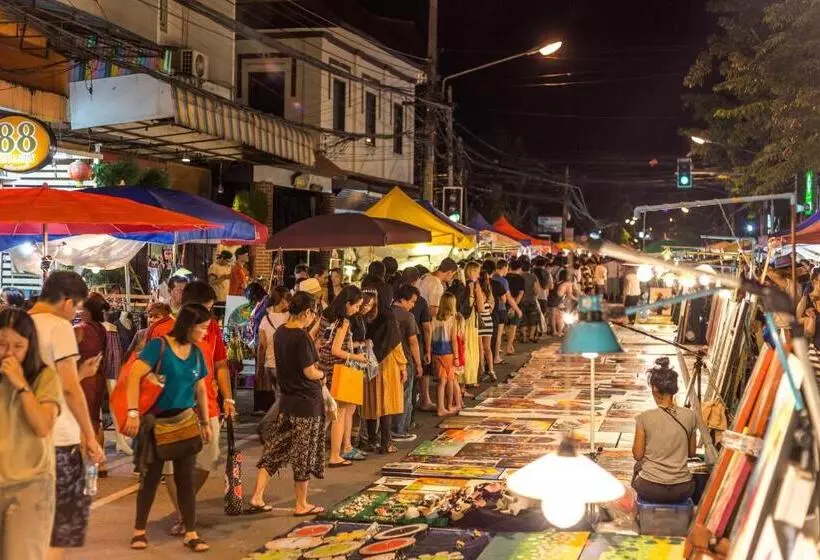 Parasol Inn Chiang Mai Old City Hotel Sha Plus