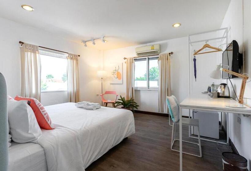 Parasol Inn Chiang Mai Old City Hotel   Sha Plus