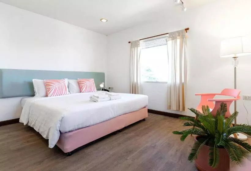 Parasol Inn Chiang Mai Old City Hotel Sha Plus