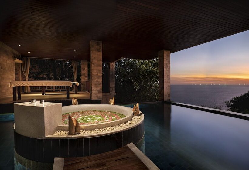 فندق Paresa Resort Phuket