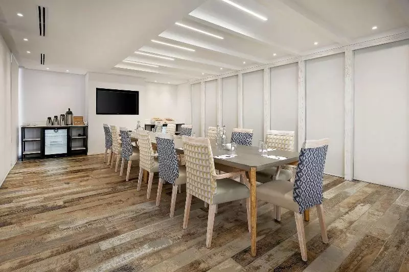 Protea Hotel Fire & Ice! By Marriott Durban Umhlanga Ridge