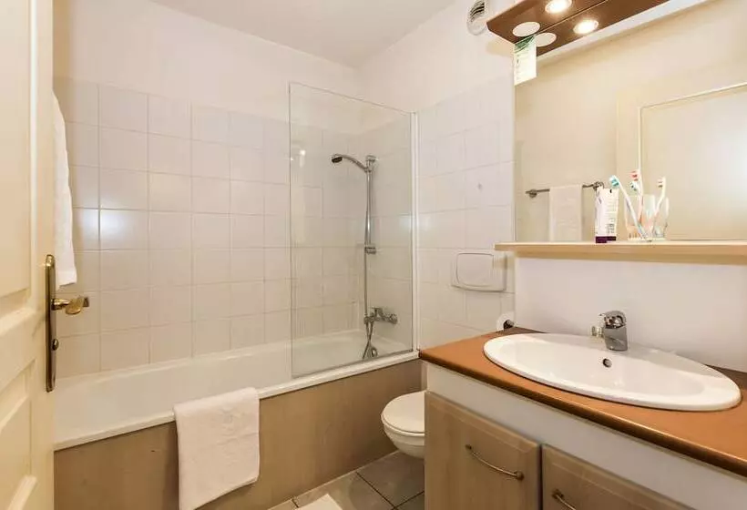 Hotel Résidence Odalys Les Chalets D Evian