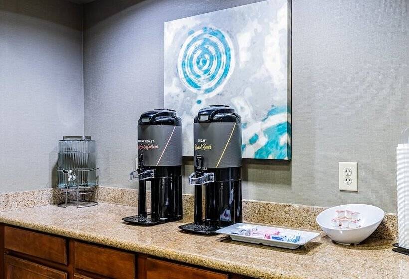 בית מלון כפרי Staybridge Suites Laredo, An Ihg