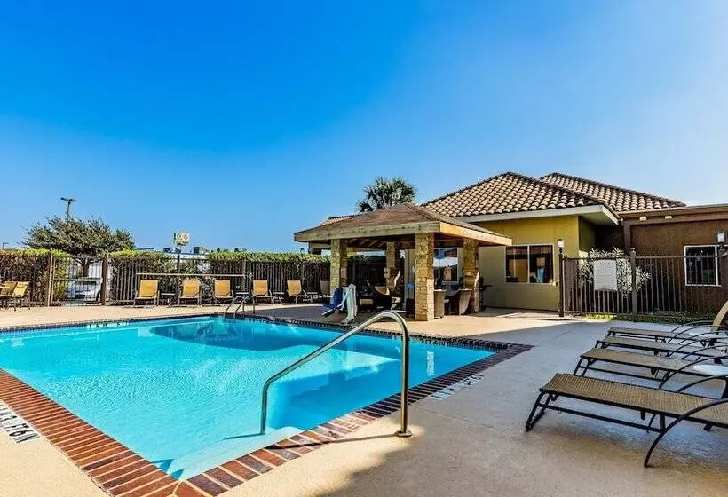 ホテル Staybridge Suites Laredo, An Ihg