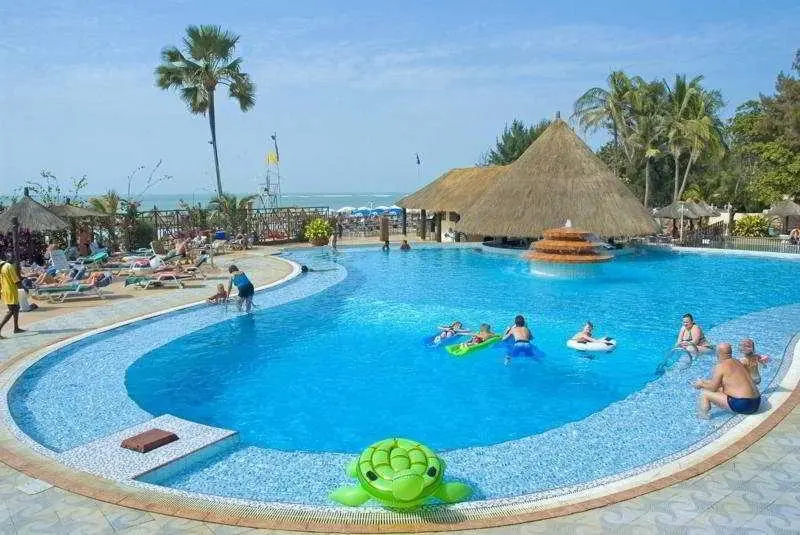 هتل Sunswing Beach Resort