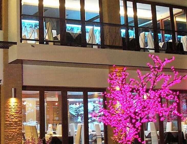 هتل The Residence Airport & Spa