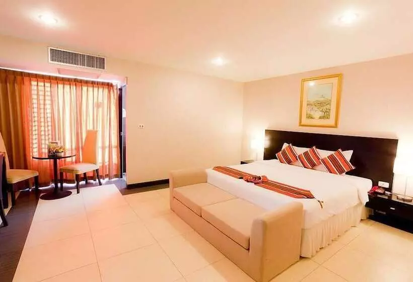 Hotel The Residence Airport & Spa