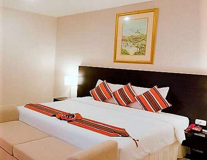 هتل The Residence Airport & Spa